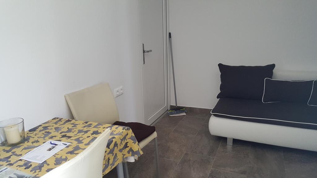 Apartman Nora Buk Exterior photo